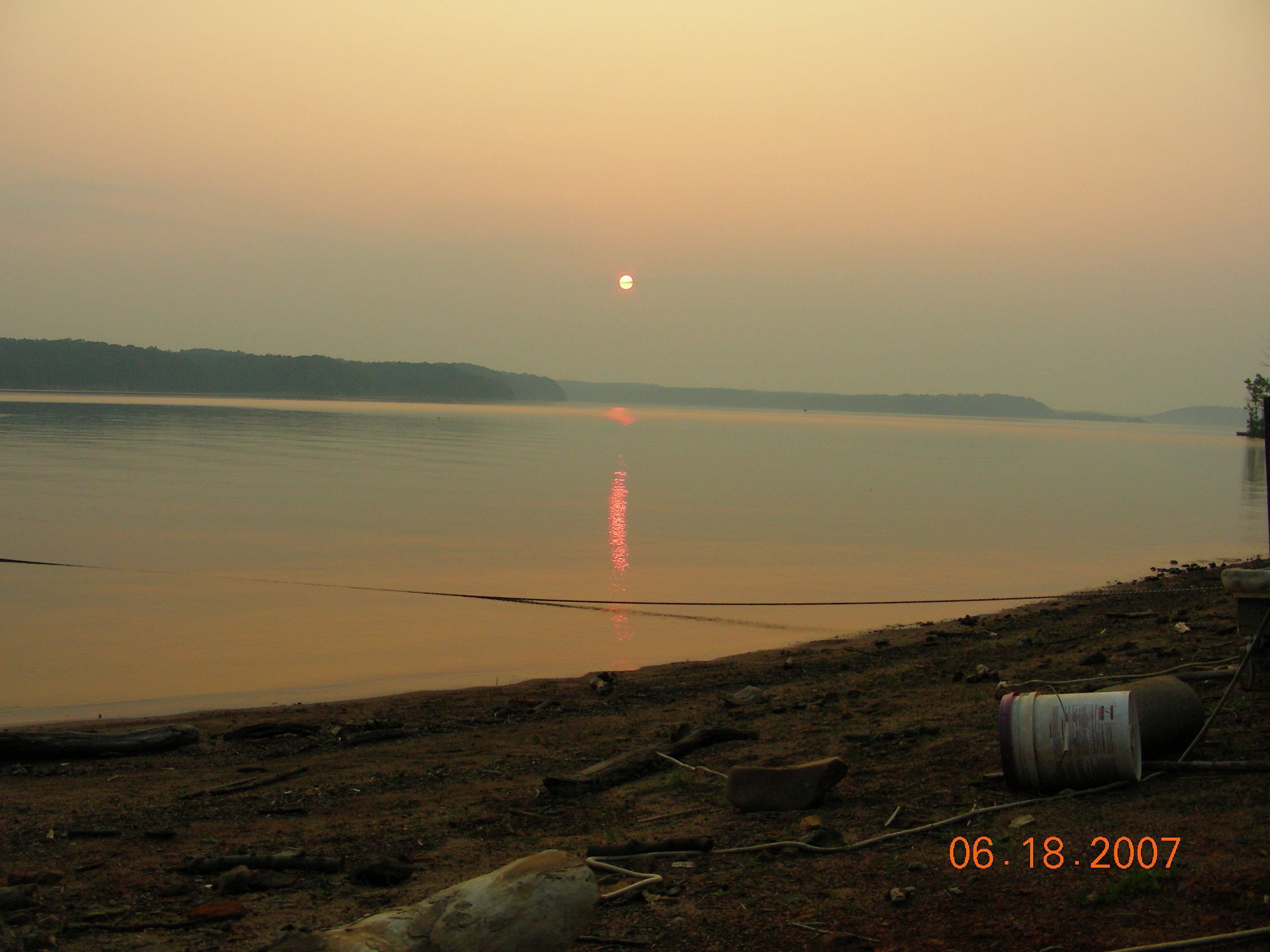 ./2007/Kerr Lake Eagles Nest/June18/DSCN1283.JPG